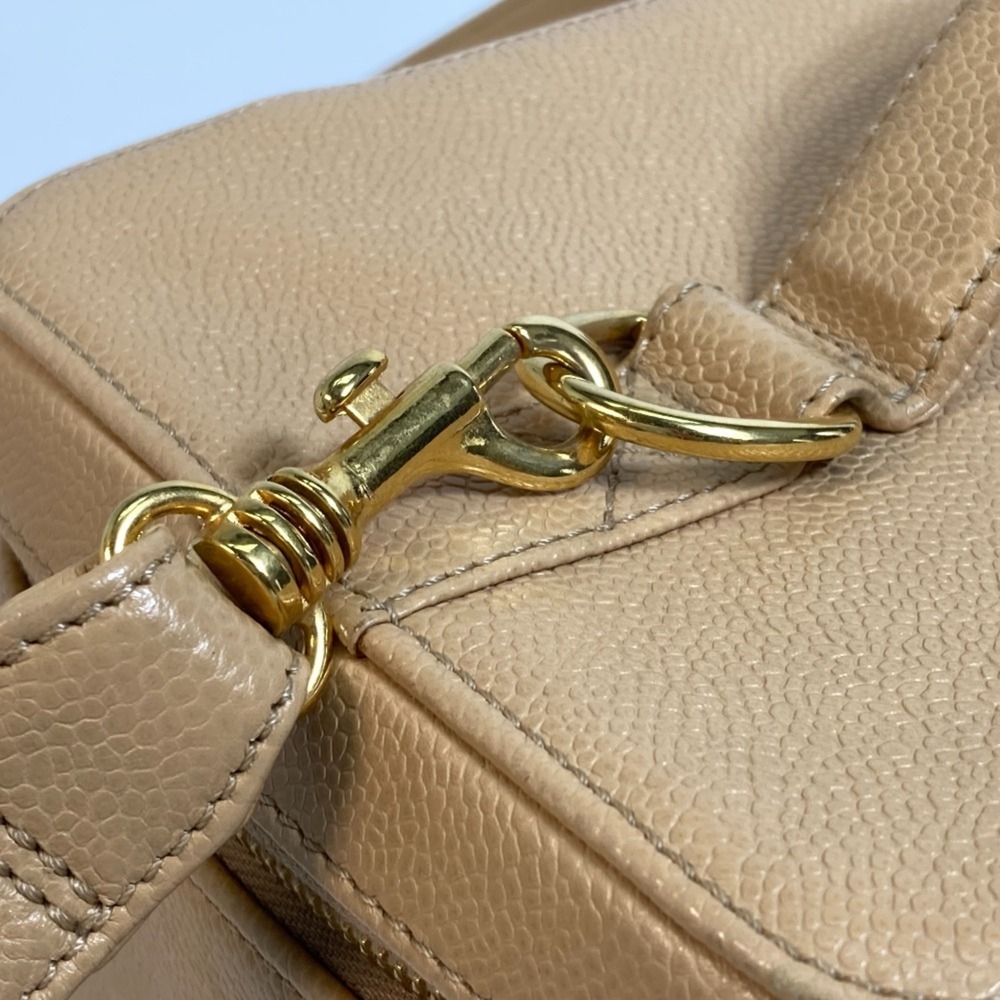 CHANEL Cream Caviar Leather Logo Shoulder Bag - Picture 6 of 16